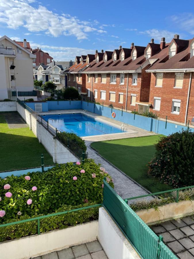Apartamento Con Piscina Y Wifi A 100 Metros De La Playa En Somo Esterno foto